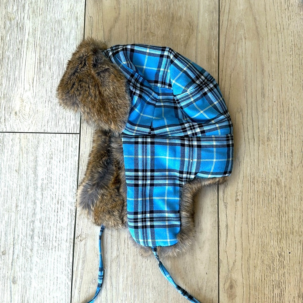 Eskimo hat baby blue